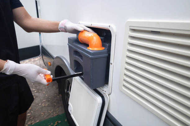 Portable Toilet Options We Offer in Roanoke Rapids, NC